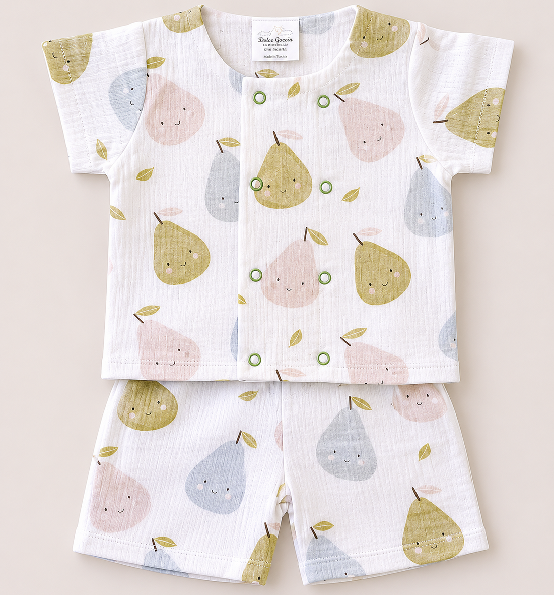 conjunto camisa y pantalón corto tela estampado peras