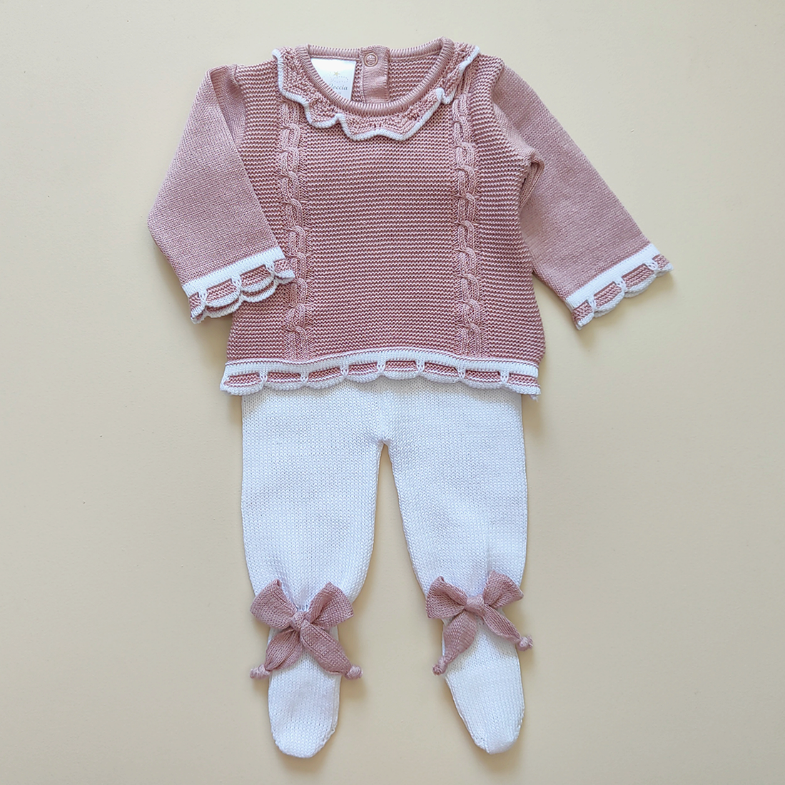 Set primera puesta niña