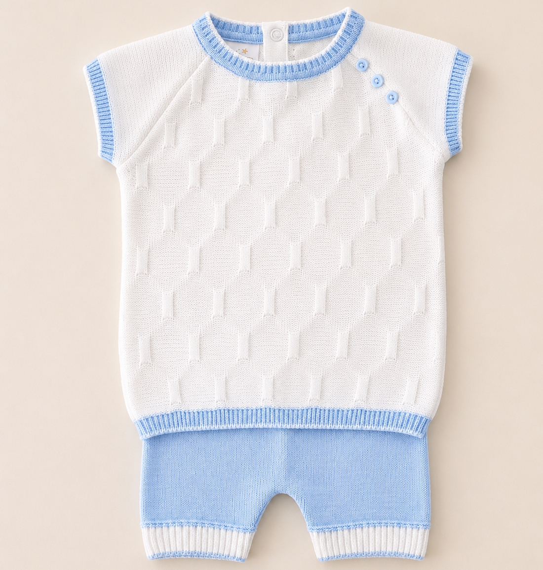 Conjunto de Dos Piezas: buso marfil y short  Azul Cielo