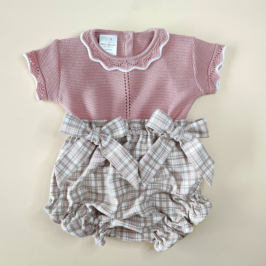 Conjunto de top de tejido de punto y Panty de tela