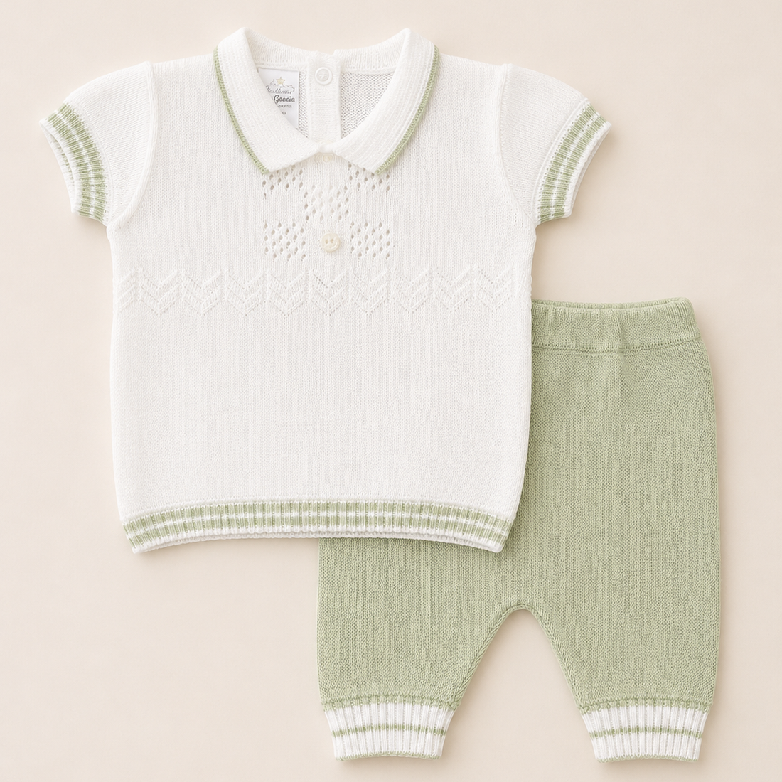 conjunto buzo blanco mc y pantalon corto verde oliva